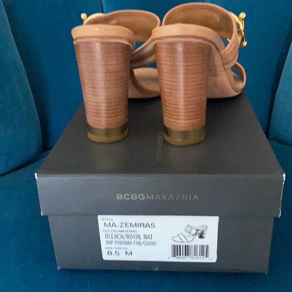 BCBGMaxAzria stacked heel - leather and fabric - Picture 3 of 4